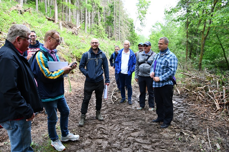 Pflegeväter beim Geocaching